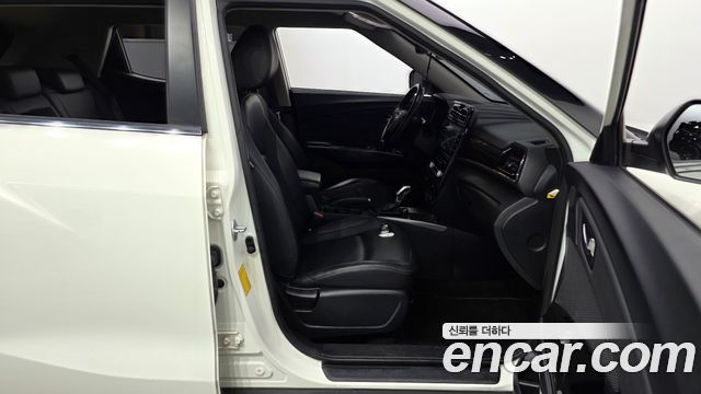 KG Mobility (SsangYong) Very New Tivoli Gasoline 1.5 2WD V3 2022 — фото 26
