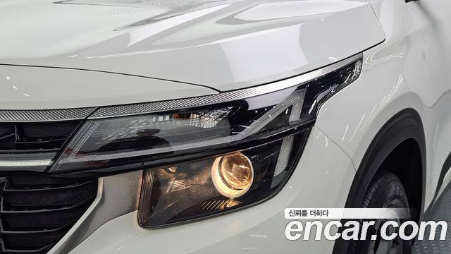 Kia Seltos Gasoline 2.0 2WD Prestige 2023 — фото 22