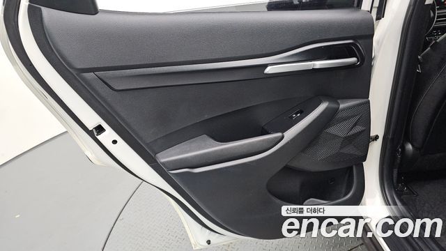 Kia Seltos Gasoline 2.0 2WD Prestige 2023 — фото 25
