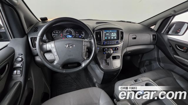 Hyundai Grand Starex Van 3-Seater Smart 2021 — фото 7
