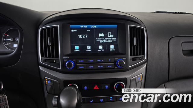 Hyundai Grand Starex Van 3-Seater Smart 2021 — фото 13
