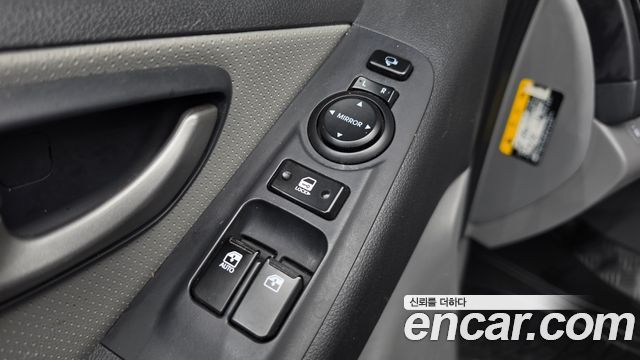 Hyundai Grand Starex Van 3-Seater Smart 2021 — фото 30