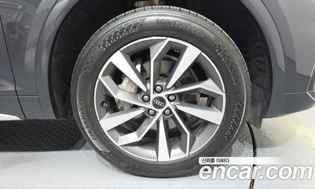 Audi Q5 (FY) 45 TFSI Quattro 2023 — фото 21