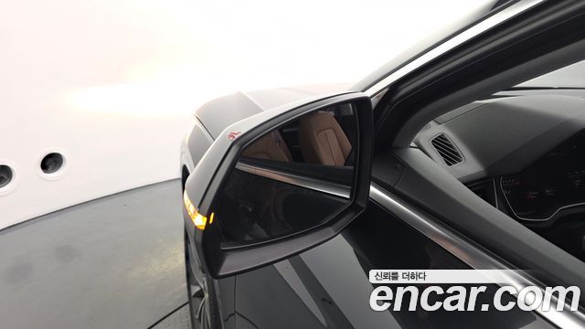 Audi Q5 (FY) 45 TFSI Quattro 2023 — фото 31