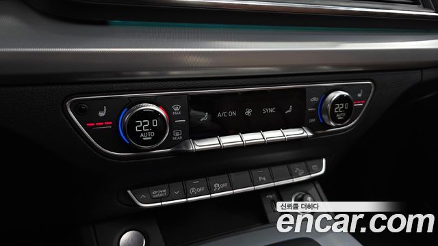 Audi Q5 (FY) 45 TFSI Quattro 2023 — фото 32