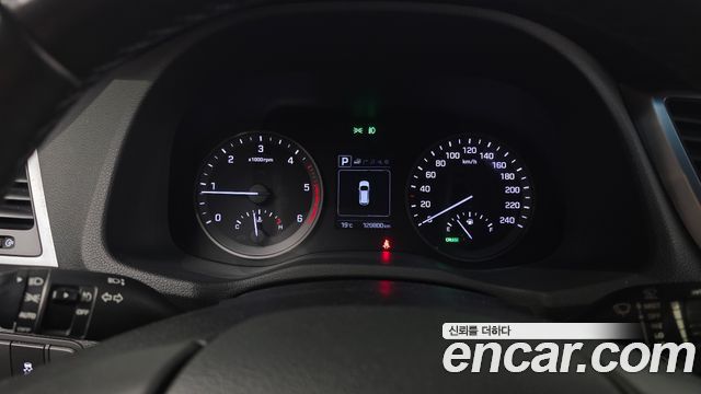 Hyundai Tucson Diesel 2.0 2WD Modern 2018 — фото 8