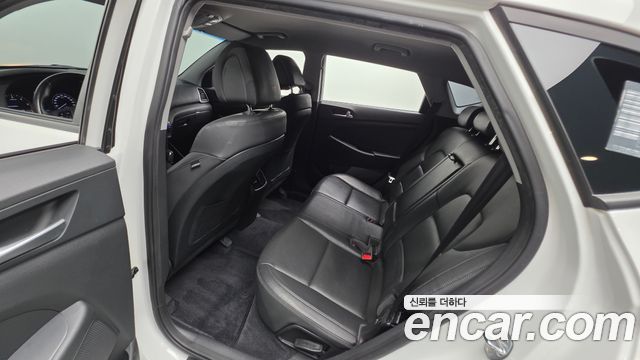 Hyundai Tucson Diesel 2.0 2WD Modern 2018 — фото 26