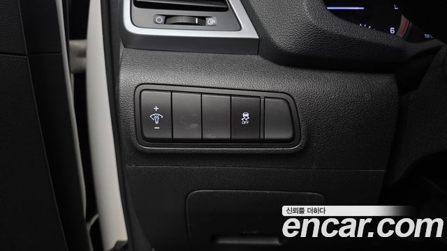 Hyundai Tucson Diesel 2.0 2WD Modern 2018 — фото 28