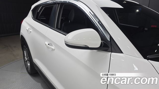 Hyundai Tucson Diesel 2.0 2WD Modern 2018 — фото 32