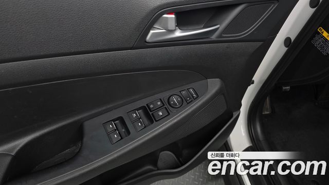 Hyundai Tucson Diesel 2.0 2WD Modern 2018 — фото 33