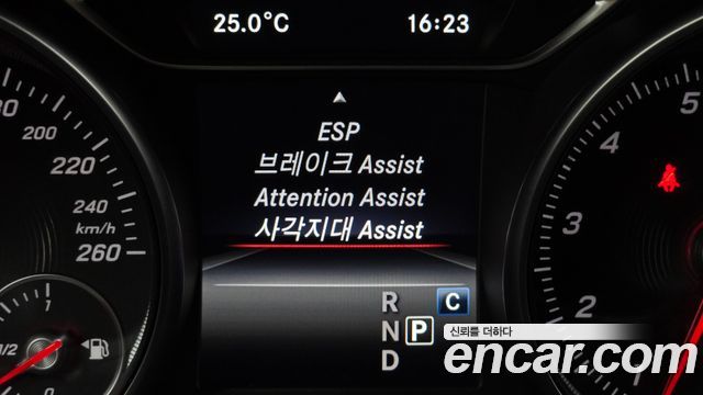 Mercedes-Benz GLA-Class (X156) GLA220 2019 — фото 16