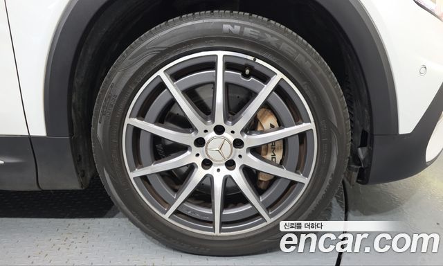 Mercedes-Benz GLB-Class (X247) AMG GLB35 4MATIC 2021 — фото 21