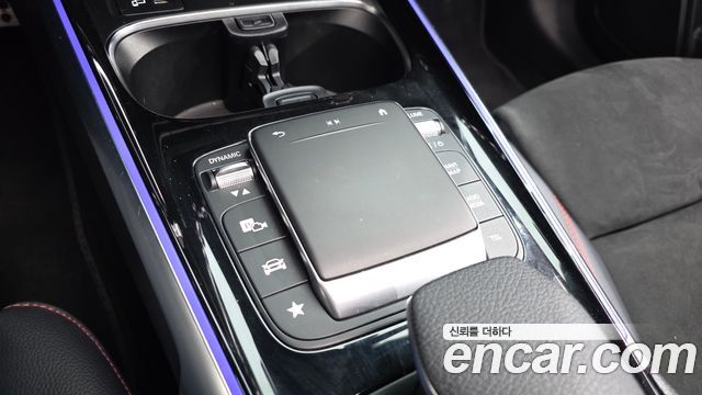 Mercedes-Benz GLB-Class (X247) AMG GLB35 4MATIC 2021 — фото 27