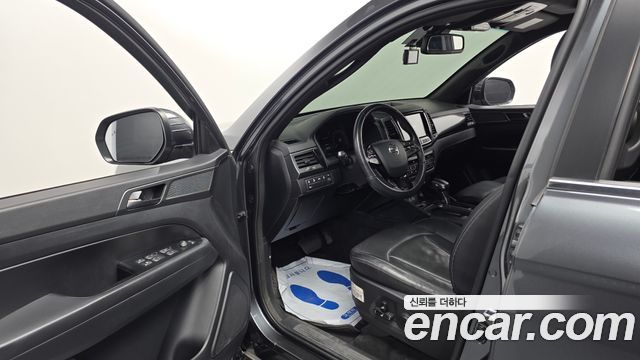KG Mobility (SsangYong) Rexton Sports Khan Diesel 2.2 4WD Noblesse 2022 — фото 10