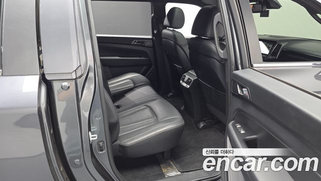 KG Mobility (SsangYong) Rexton Sports Khan Diesel 2.2 4WD Noblesse 2022 — фото 11