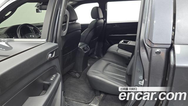KG Mobility (SsangYong) Rexton Sports Khan Diesel 2.2 4WD Noblesse 2022 — фото 12