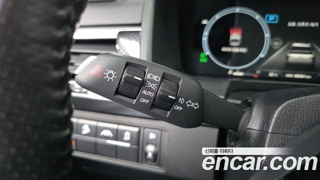 KG Mobility (SsangYong) Rexton Sports Khan Diesel 2.2 4WD Noblesse 2022 — фото 31