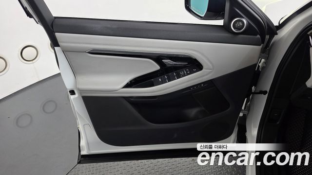 Land Rover Range Rover Evoque (II) P250 SE 2020 — фото 24