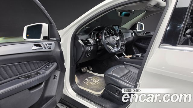 Mercedes-Benz GLE-Class (W166) GLE350 d 4MATIC Coupe 2018 — фото 10