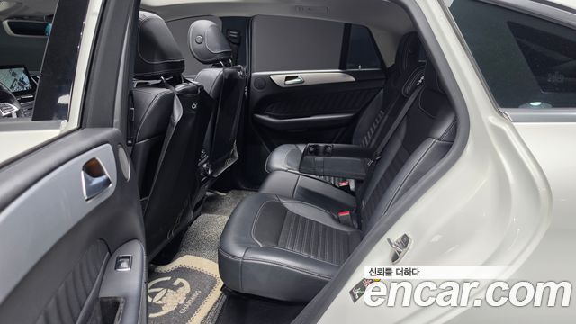 Mercedes-Benz GLE-Class (W166) GLE350 d 4MATIC Coupe 2018 — фото 26