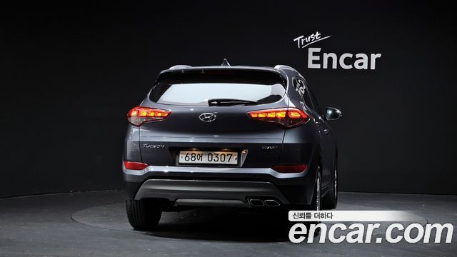 Hyundai Tucson Diesel 2.0 2WD Modern 2016 — фото 4