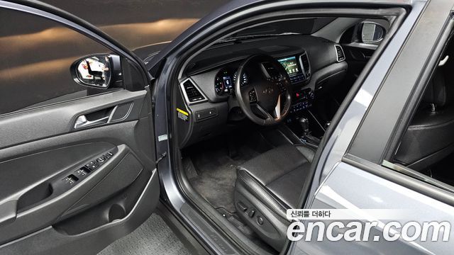 Hyundai Tucson Diesel 2.0 2WD Modern 2016 — фото 10