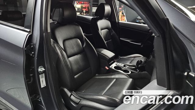 Hyundai Tucson Diesel 2.0 2WD Modern 2016 — фото 11