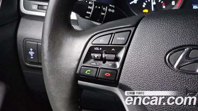 Hyundai Tucson Diesel 2.0 2WD Modern 2016 — фото 15