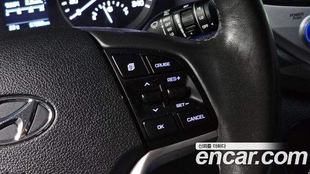 Hyundai Tucson Diesel 2.0 2WD Modern 2016 — фото 16