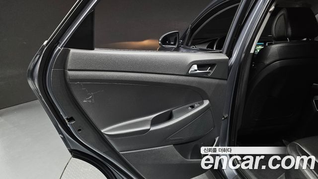 Hyundai Tucson Diesel 2.0 2WD Modern 2016 — фото 25