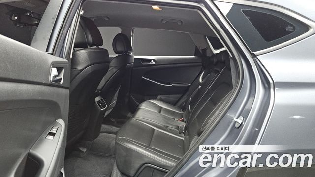 Hyundai Tucson Diesel 2.0 2WD Modern 2016 — фото 26