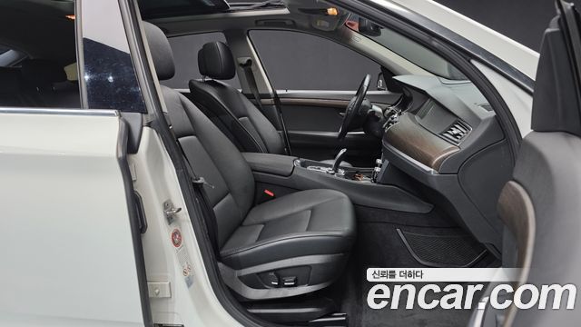 BMW 5 Series GT (F07) GT xDrive 2011 — фото 15