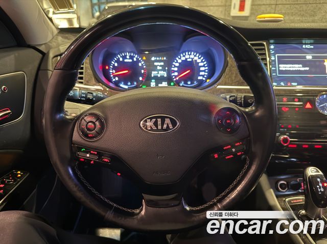 Kia K9 3.8 GDI Executive 2016 — фото 10