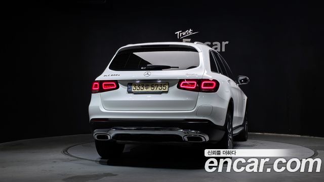 Mercedes-Benz GLC-Class (X253) GLC300e 4MATIC 2021 — фото 4