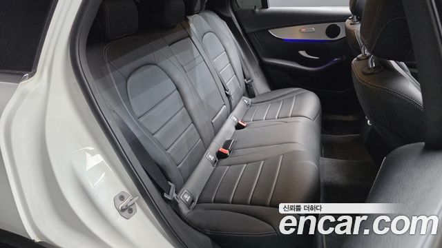 Mercedes-Benz GLC-Class (X253) GLC300e 4MATIC 2021 — фото 11