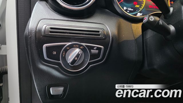 Mercedes-Benz GLC-Class (X253) GLC300e 4MATIC 2021 — фото 20