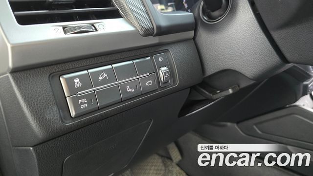 KG Mobility (SsangYong) Rexton Sports Diesel 2.2 4WD Noblesse 2018 — фото 18