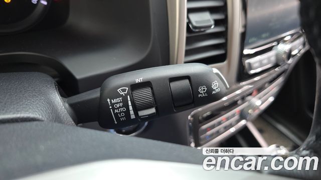 KG Mobility (SsangYong) Rexton Sports Diesel 2.2 4WD Noblesse 2018 — фото 20
