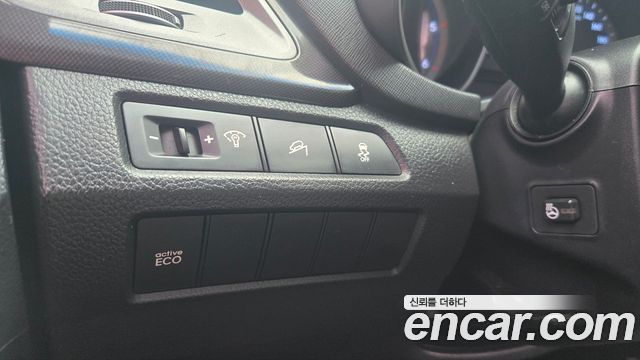 Hyundai Santa Fe (DM) Diesel(e-VGT) 2.0 2WD Premium 2013 — фото 15