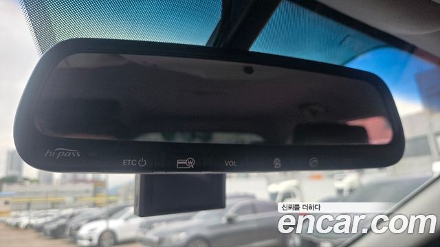 Hyundai Santa Fe (DM) Diesel(e-VGT) 2.0 2WD Premium 2013 — фото 16