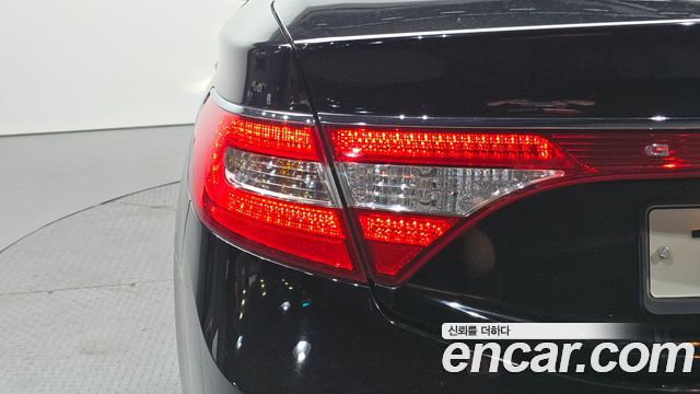 Hyundai Grandeur (HG) HG240 Modern Collection 2016 — фото 23