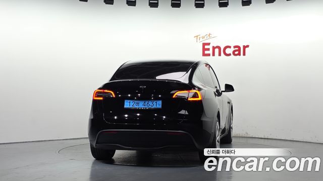Tesla Model Y Standard Range RWD 2021 — фото 4