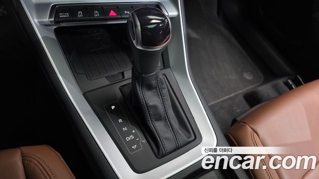 Audi Q3 (F3) 35 TDI Premium 2023 — фото 9