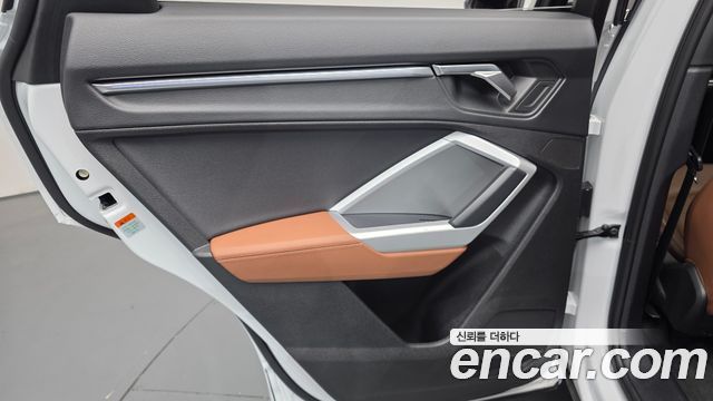 Audi Q3 (F3) 35 TDI Premium 2023 — фото 25