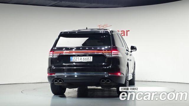 Lincoln Aviator (II) 3.0 Black Label AWD 2022 — фото 4