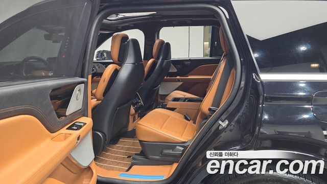 Lincoln Aviator (II) 3.0 Black Label AWD 2022 — фото 15