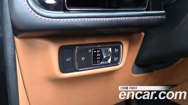 Lincoln Aviator (II) 3.0 Black Label AWD 2022 — фото 23