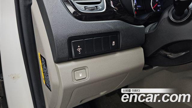 Kia Carnival 11-Seater Prestige 2019 — фото 19