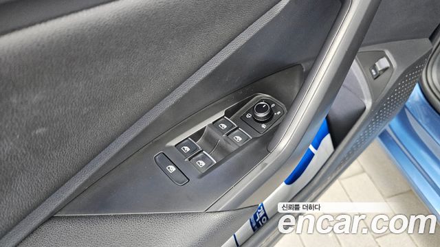 Volkswagen Jetta (VII) 1.4 TSI Prestige 2021 — фото 36