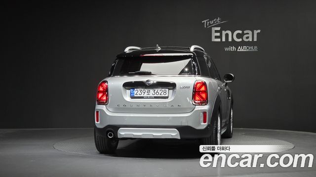 MINI Cooper Countryman Classic Plus Launch Pack 2nd Gen 2023 — фото 4
